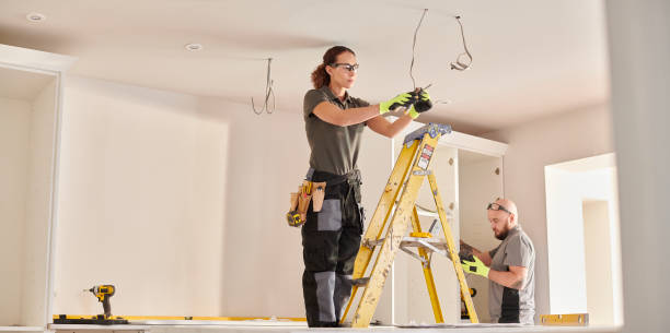 Best Ceiling Fan Installation Electrician  in Aberdeen, WA